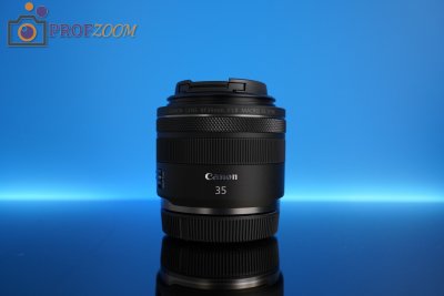 Canon RF 35mm f/1.8 Macro IS STM