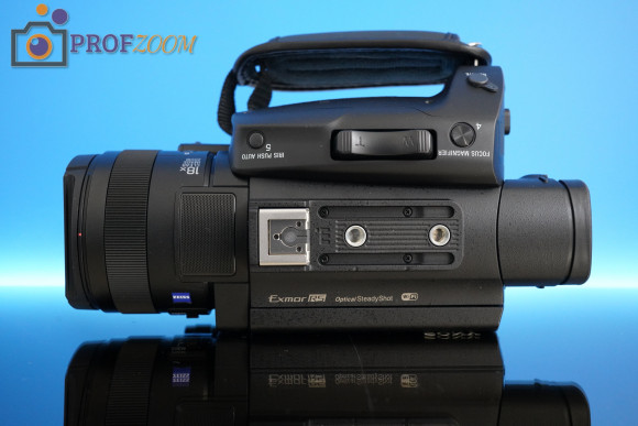 Sony HXR-NX80