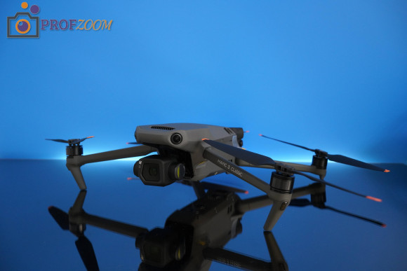 Квадрокоптер DJI Mavic 3 Classic + DJI RC