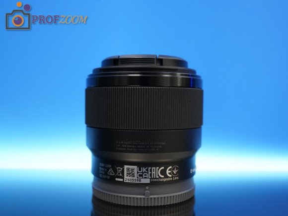 Sony FE 50mm f/1.8 (SEL-50F18F) Sony FE 50mm f/1.8 (SEL-50F18F)