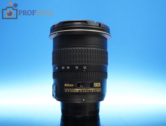 Объектив Nikon 12-24mm f/4G ED-IF AF-S DX Объектив Nikon 12-24mm f/4G ED-IF AF-S DX