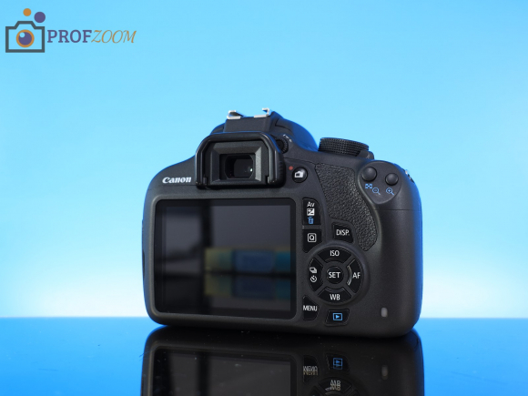 Canon EOS 2000D Kit 18-55mm III, черный Canon EOS 2000D Kit 18-55mm III, черный