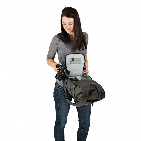 Фоторюкзак Lowepro Flipside Trek BP 250 AW Серо-зелёный