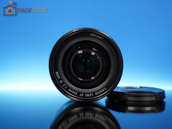 Canon EF 35mm f/2 IS USM Canon EF 35mm f/2 IS USM
