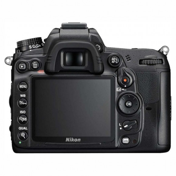 Nikon D7000 Kit 18-55 Nikon D7000 Kit 18-55