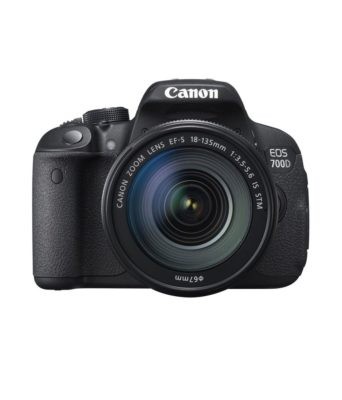 Canon EOS 700D kit 18-135 IS