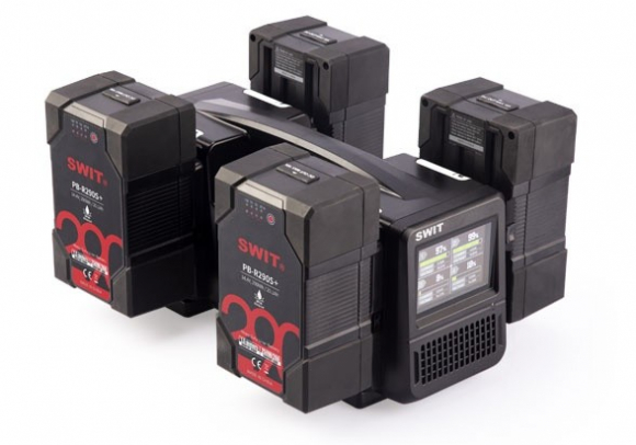 Зарядное устройство SWIT PC-P461S на 4 аккумулятора V-mount, 4×100 Вт, ЖК-экран