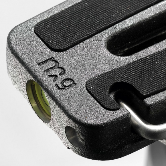 L-кронштейн Manfrotto MS050M4-Q2 магниевый, система Q2 (200PL) L-кронштейн Manfrotto MS050M4-Q2 магниевый, система Q2 (200PL)