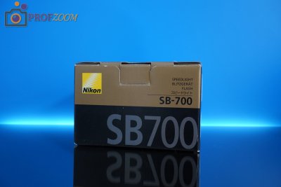 Вспышка Nikon SB-700 Вспышка Nikon SB-700