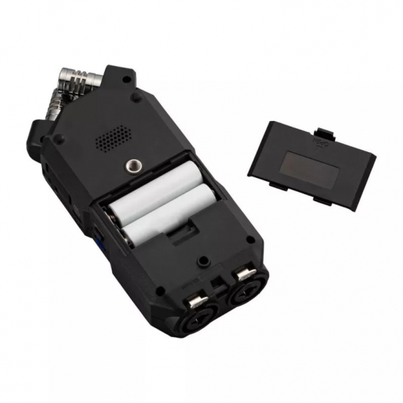 Рекордер Zoom H4 Essential Рекордер Zoom H4 Essential
