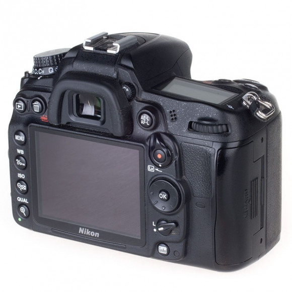 Nikon D7000 Kit 18-105 VR Nikon D7000 Kit 18-105 VR