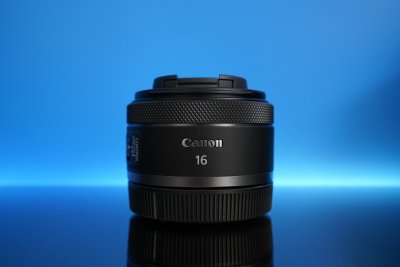 Canon RF 16mm f/2.8 STM