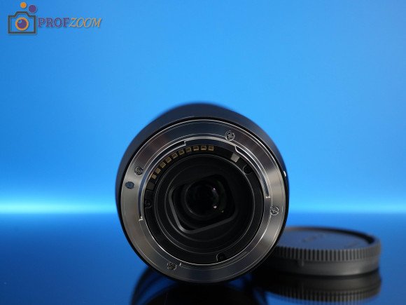 Объектив Sony 18-105mm f/4 G OSS PZ E (SELP18105G) Объектив Sony 18-105mm f/4 G OSS PZ E (SELP18105G)