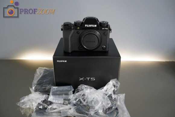 Fujifilm X-T5 Body, черный Fujifilm X-T5 Body, черный