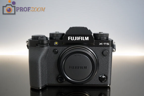 Fujifilm X-T5 Body, черный Fujifilm X-T5 Body, черный