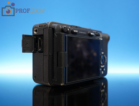 Видеокамера Sony ilme-FX3A Body Видеокамера Sony ilme-FX3A Body