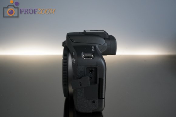 Фотоаппарат Canon EOS R50 Body Фотоаппарат Canon EOS R50 Body
