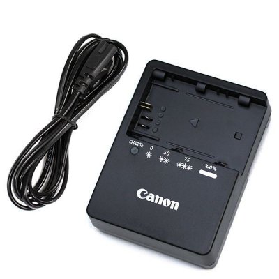 Зарядное устройство Canon LC-E6 Зарядное устройство Canon LC-E6