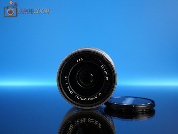 Объектив Olympus M.Zuiko Digital 25mm f/1.8, черный Объектив Olympus M.Zuiko Digital 25mm f/1.8, черный