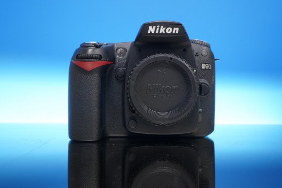 Nikon D90 Body