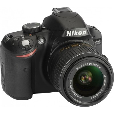 Nikon D3200 Kit AF-S DX NIKKOR 18-55mm f/3.5-5.6G