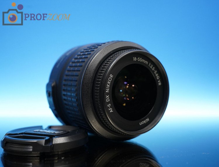 Компактные размеры Nikon 18-55mm f/3.5-5.6G VR