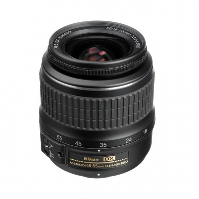 Nikon 18-55mm f/3.5-5.6G ED II AF-S DX Zoom-Nikkor Nikon 18-55mm f/3.5-5.6G ED II AF-S DX Zoom-Nikkor
